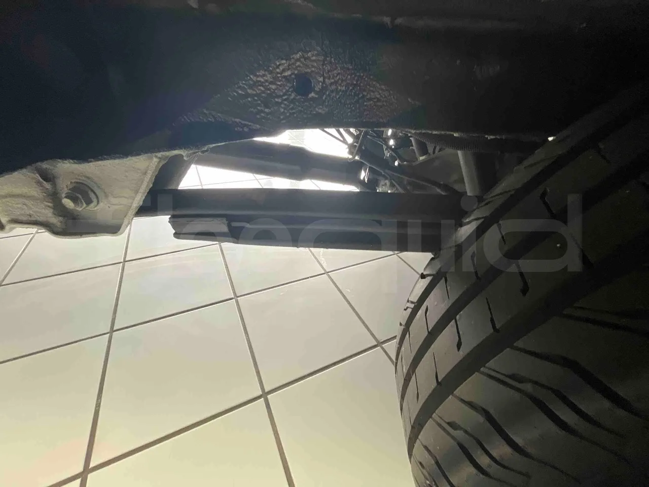 Mercedes-Benz Sprinter - axle 2 caliper brakes left
