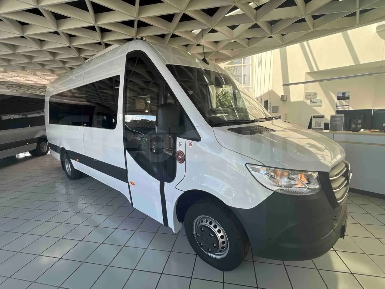 Mercedes-Benz Sprinter - Base cover photo