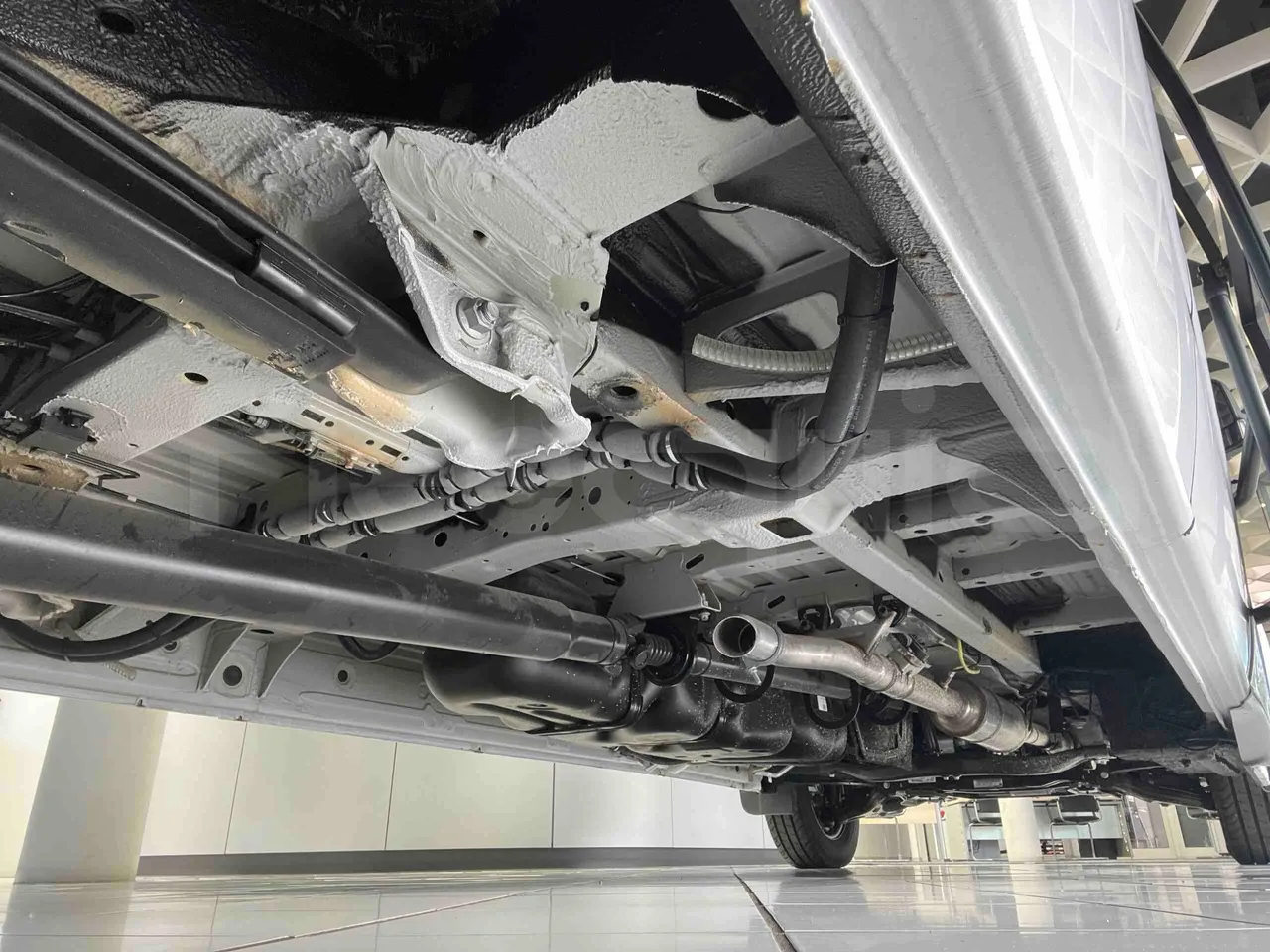 Mercedes-Benz Sprinter - axle 3 air springs 2 right