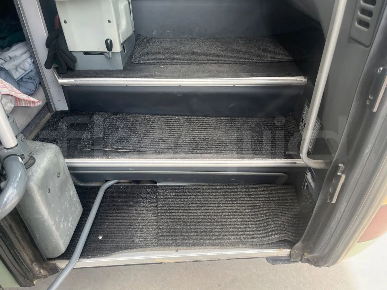 Van Hool Acron TX15 - EUR5 - 300kW - 12.2m - front door 2 open
