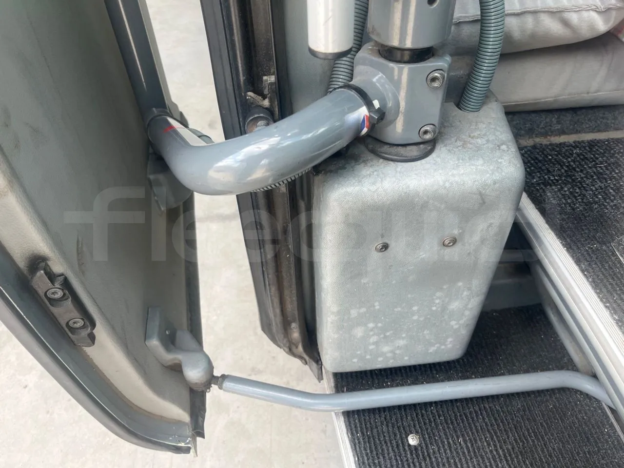 Van Hool Acron TX15 - EUR5 - 300kW - 12.2m - front door 3 open (mandatory for bus to scrap)
