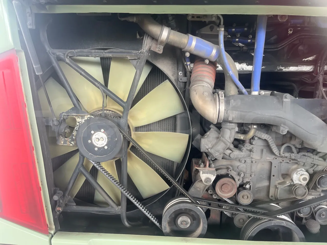 Van Hool Acron TX15 - EUR5 - 300kW - 12.2m - air conditioning compressor (mandatory for bus to scrap)