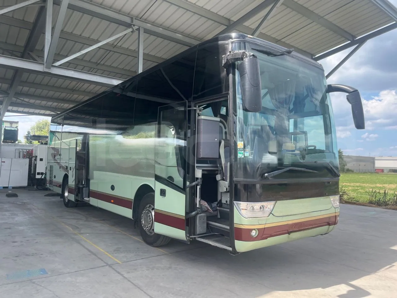 Van Hool Acron TX15 - EUR5 - 300kW - 12.2m - Base cover photo