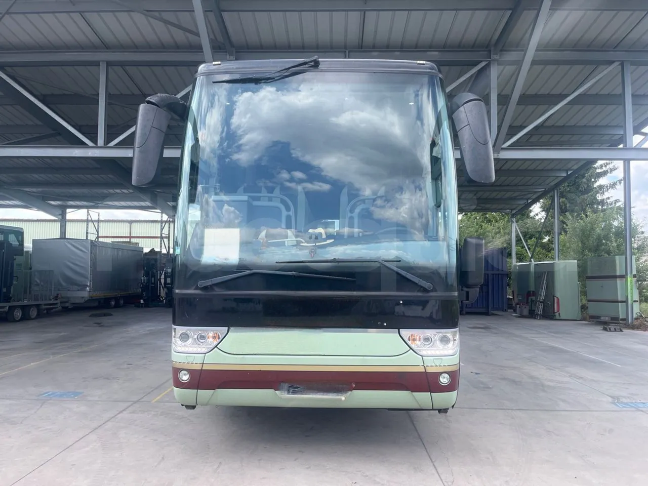Van Hool Acron TX15 - EUR5 - 300kW - 12.2m - front photo