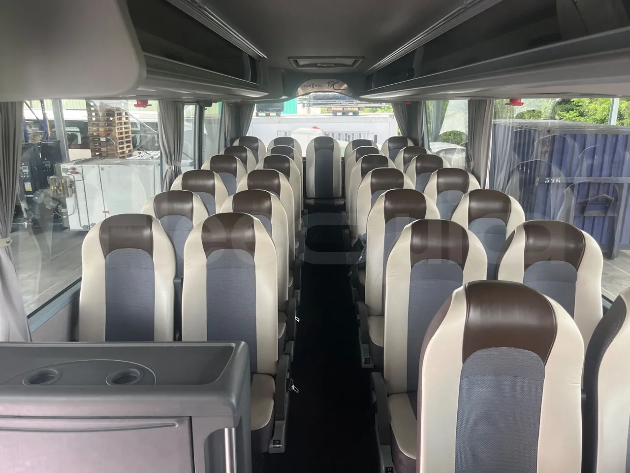 Van Hool Acron TX15 - EUR5 - 300kW - 12.2m - forward view all seats last row height
