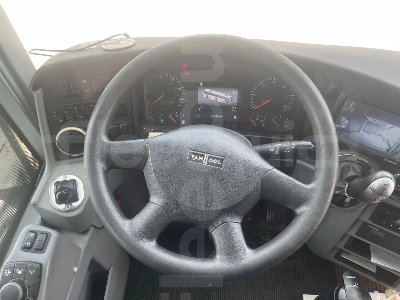 Van Hool Acron TX15 - EUR5 - 300kW - 12.2m - steering wheel photo