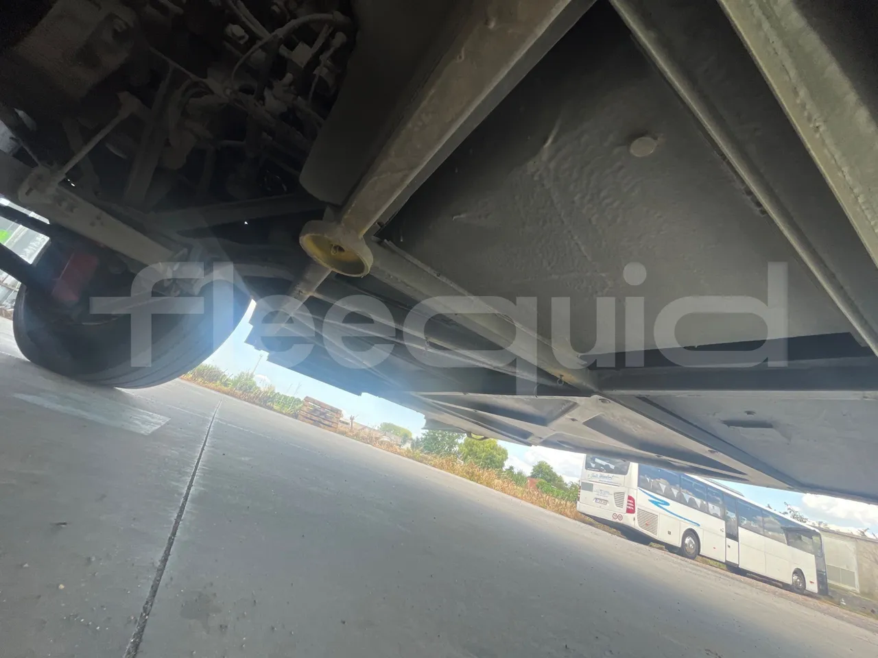 Van Hool Acron TX15 - EUR5 - 300kW - 12.2m - front axle right side