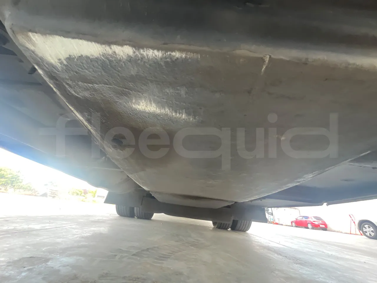 Van Hool Acron TX15 - EUR5 - 300kW - 12.2m - central undercarriage photo