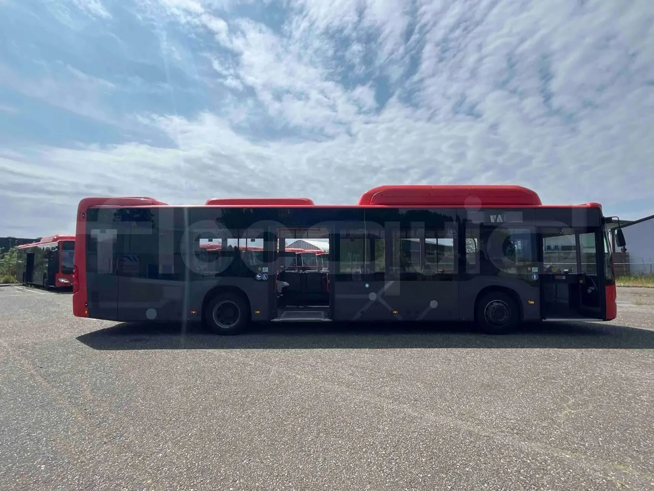 Mercedes-Benz Citaro - Right Side Doors Open