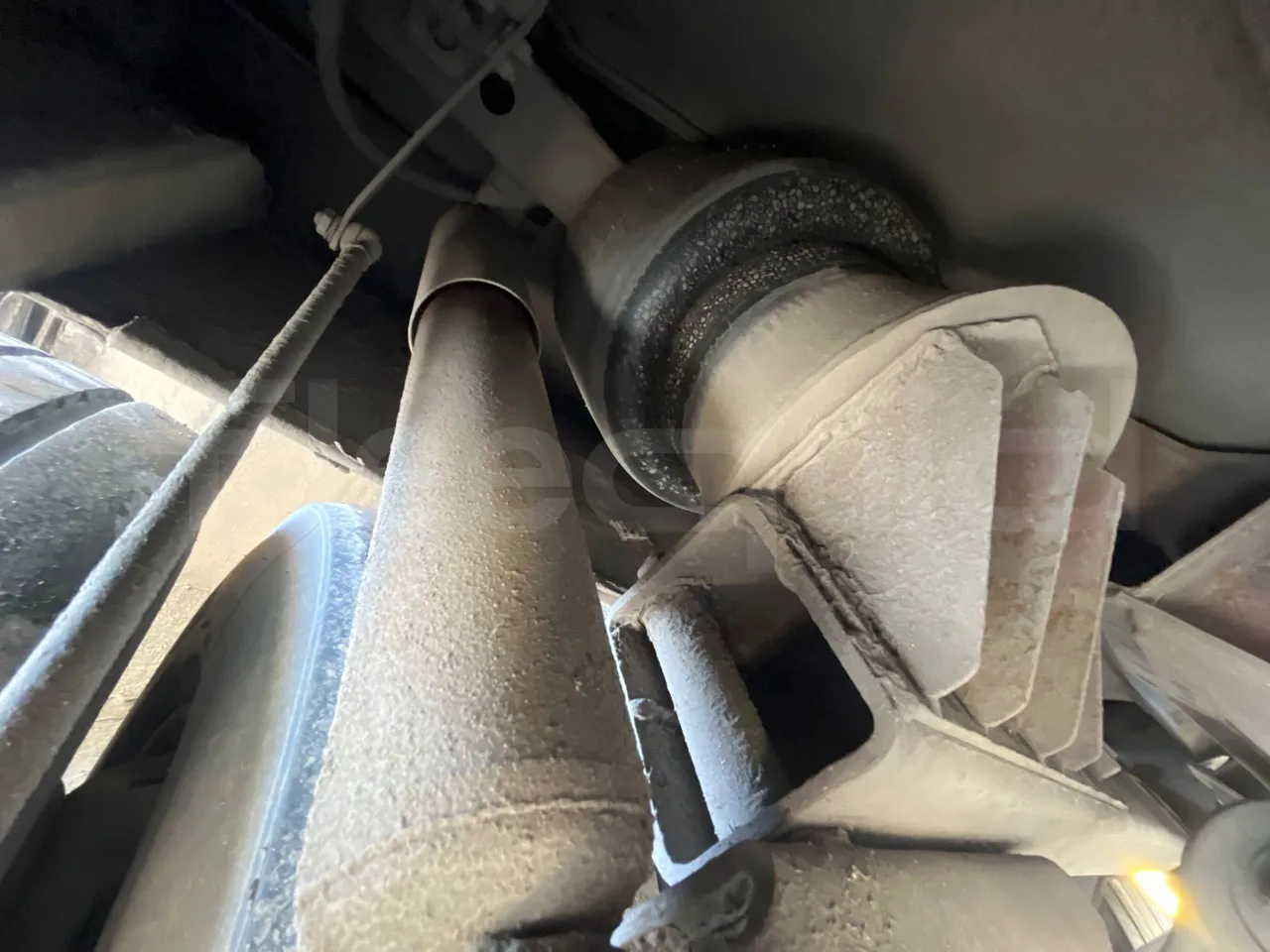 Iveco 380 12.38  - Euro2 - 276kW - 12mt - axel 2 air springs 1 right