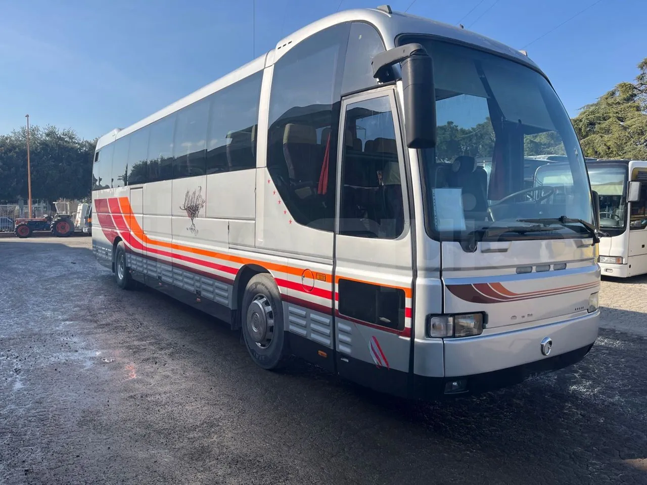 Iveco 380 12.38  - Euro2 - 276kW - 12mt - Base cover photo