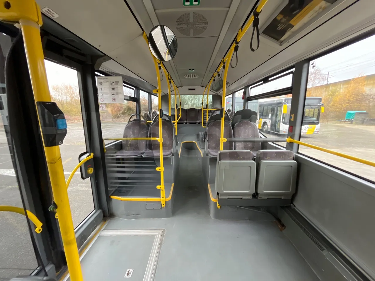 Mercedes-Benz Citaro O 530 - Euro5 - 220kW - 12.170mt - reverse view middle aisle