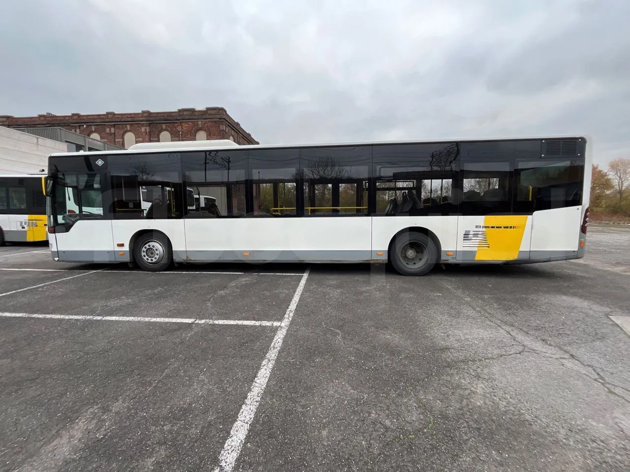 Mercedes-Benz Citaro O 530 - Euro5 - 220kW - 12.170mt - left side photo