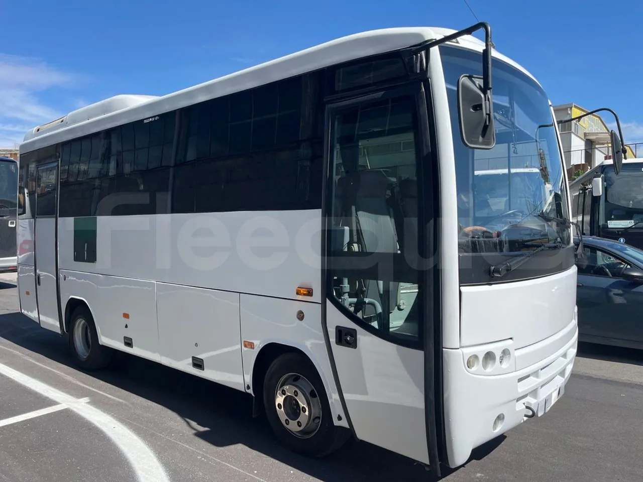 Otokar Navigo 160 S - Euro4 - 112kW - 7.100mt - 3/4 front right doors