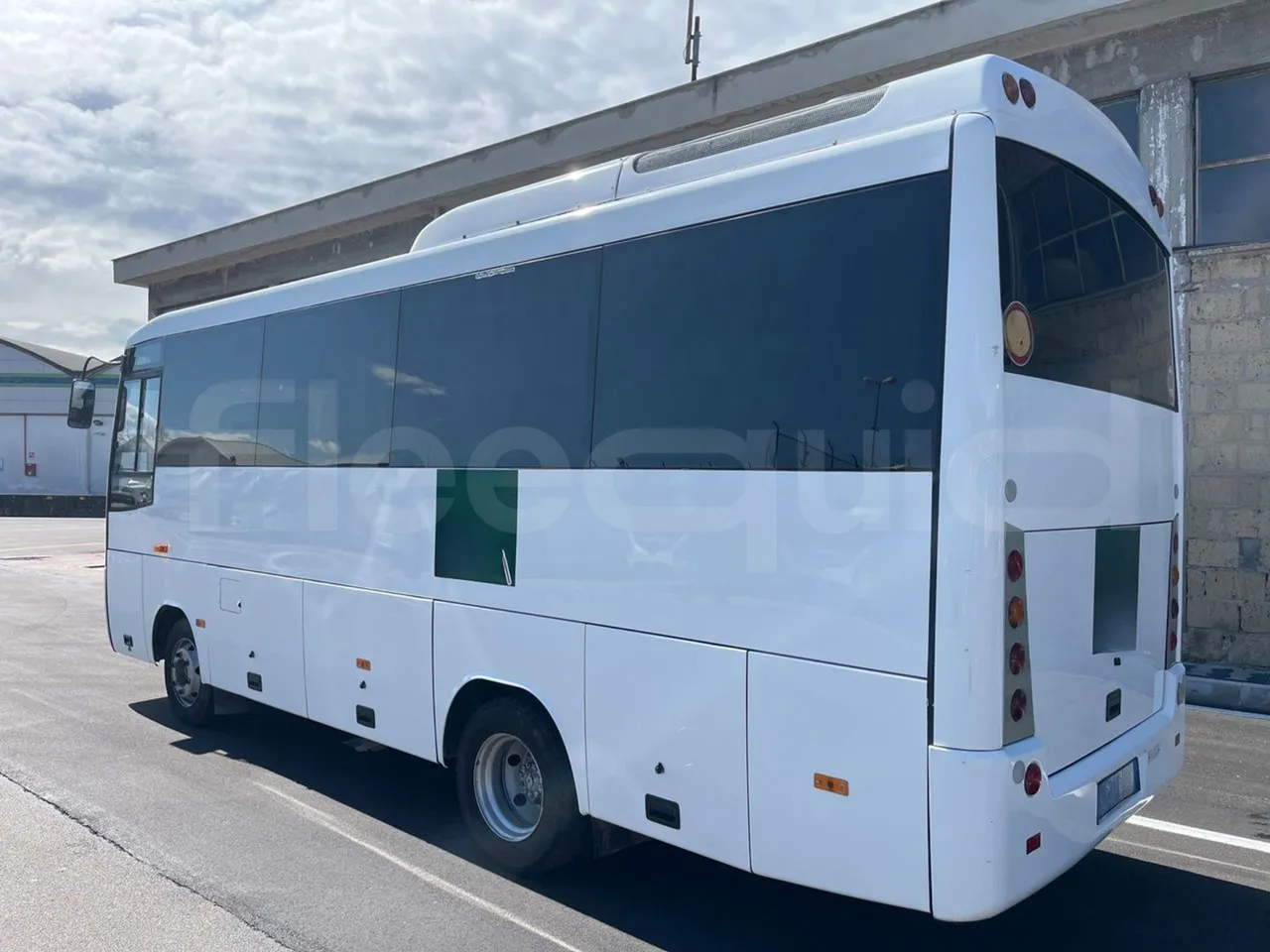 Otokar Navigo 160 S - Euro4 - 112kW - 7.100mt - 3/4 left rear side