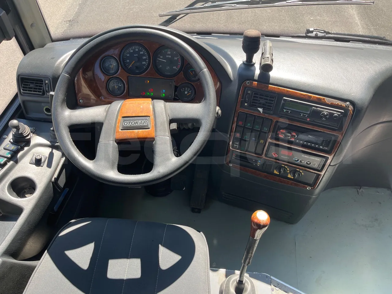 Otokar Navigo 160 S - Euro4 - 112kW - 7.100mt - driver's seat photo