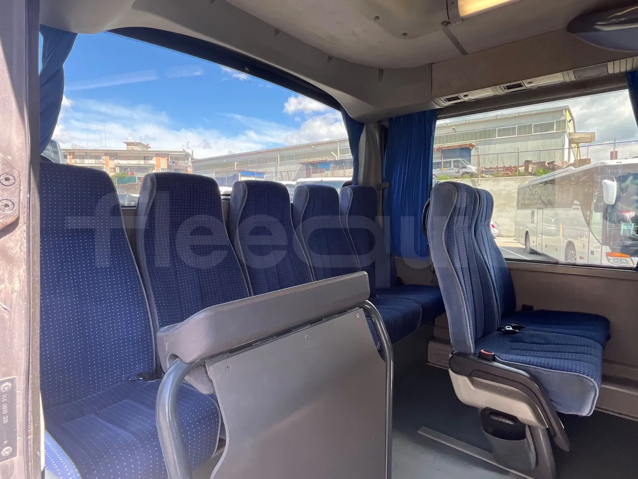 Otokar Navigo 160 S - Euro4 - 112kW - 7.100mt - footrest detail photo