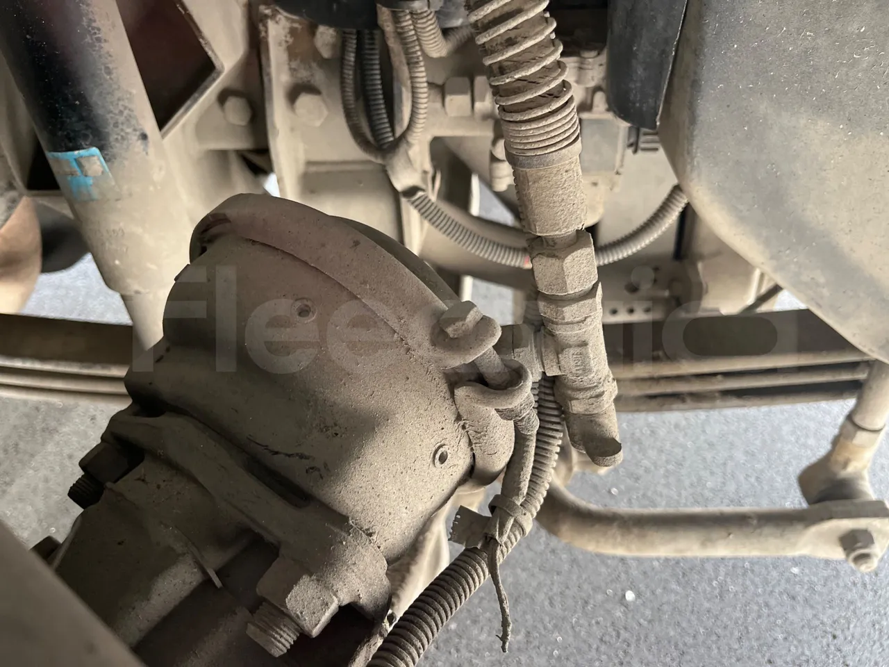 Otokar Navigo 160 S - Euro4 - 112kW - 7.100mt - front brake calipers left