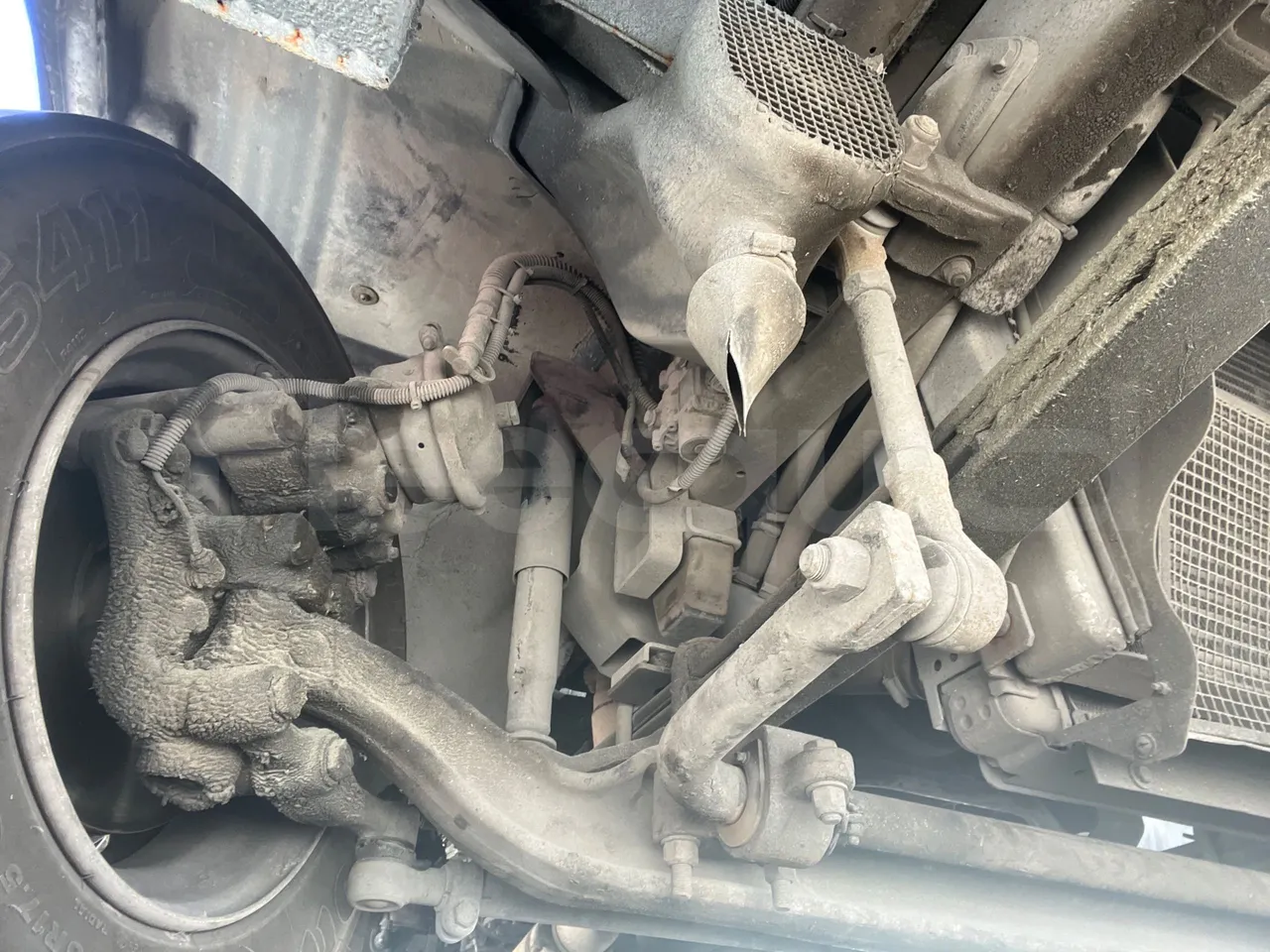 Otokar Navigo 160 S - Euro4 - 112kW - 7.100mt - front shock absorbers right