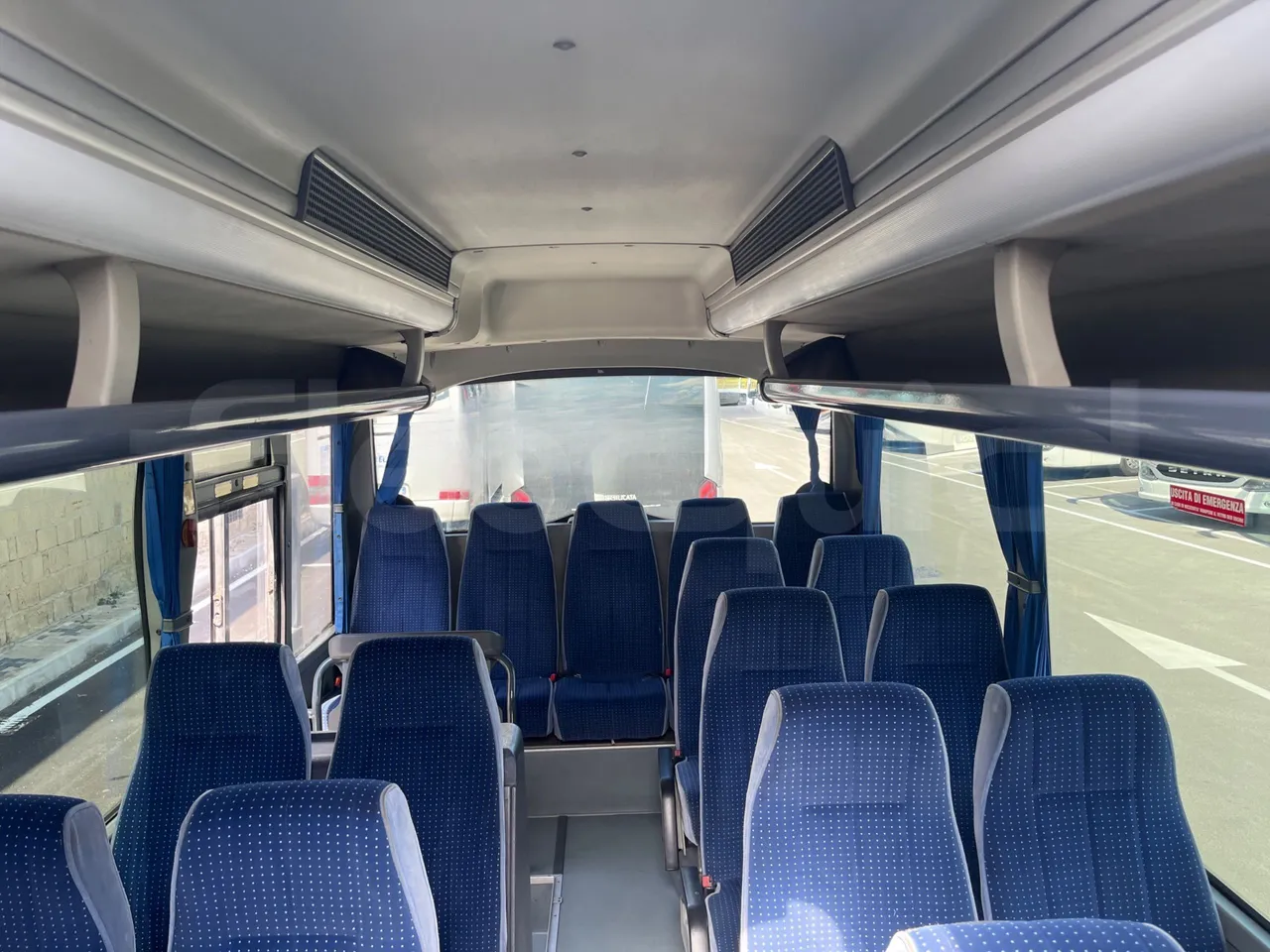 Otokar Navigo 160 S - Euro4 - 112kW - 7.100mt - reverse view middle aisle