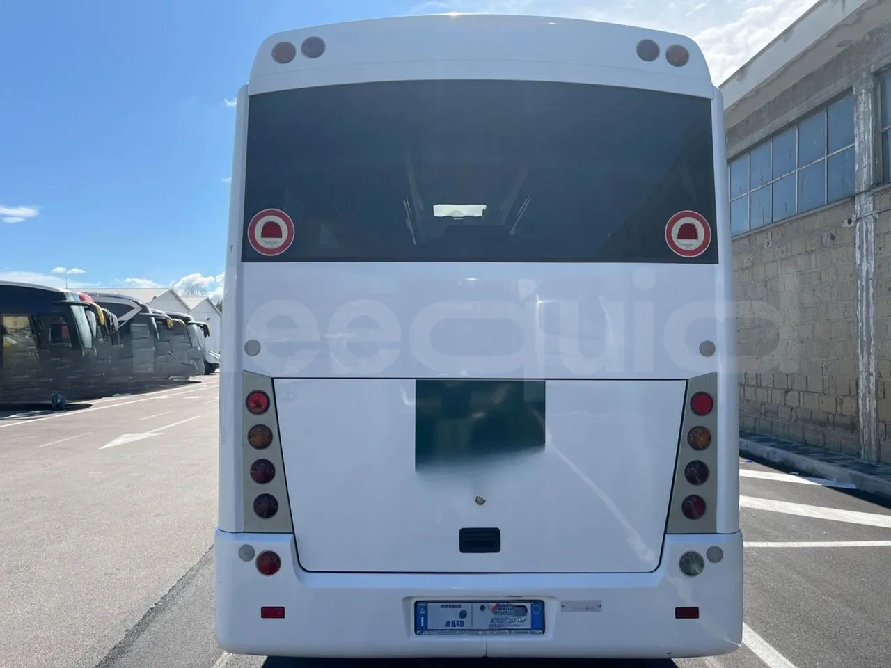 Otokar Navigo 160 S - Euro4 - 112kW - 7.100mt - rear hatch closed