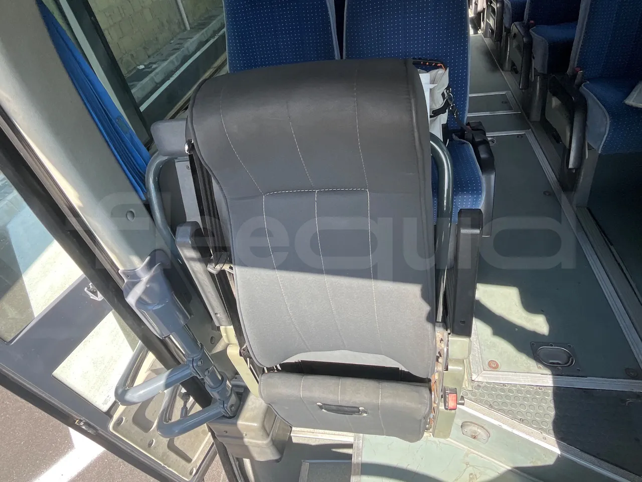 Otokar Navigo 160 S - Euro4 - 112kW - 7.100mt - hostess seat photo