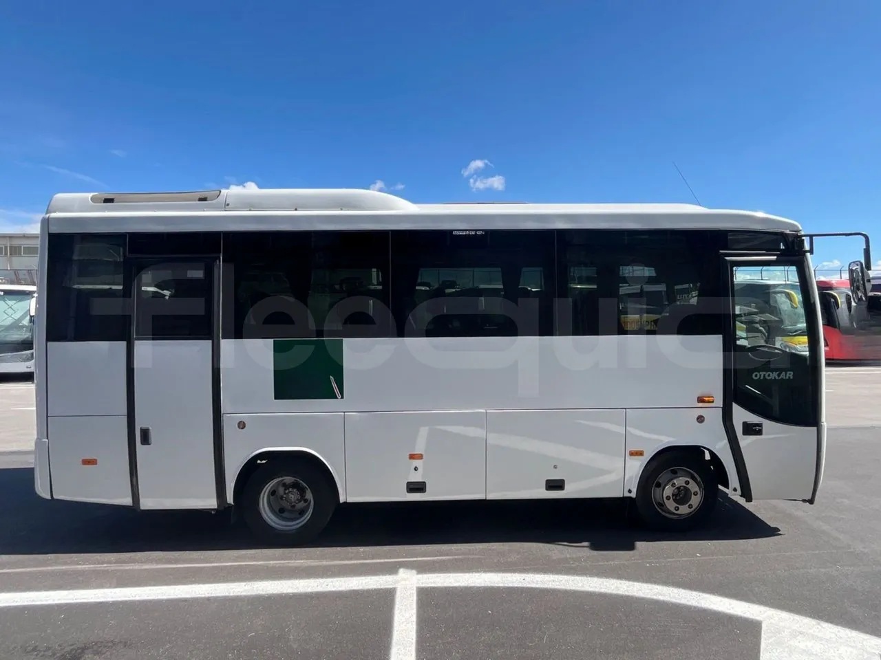 Otokar Navigo 160 S - Euro4 - 112kW - 7.100mt - right side doors closed