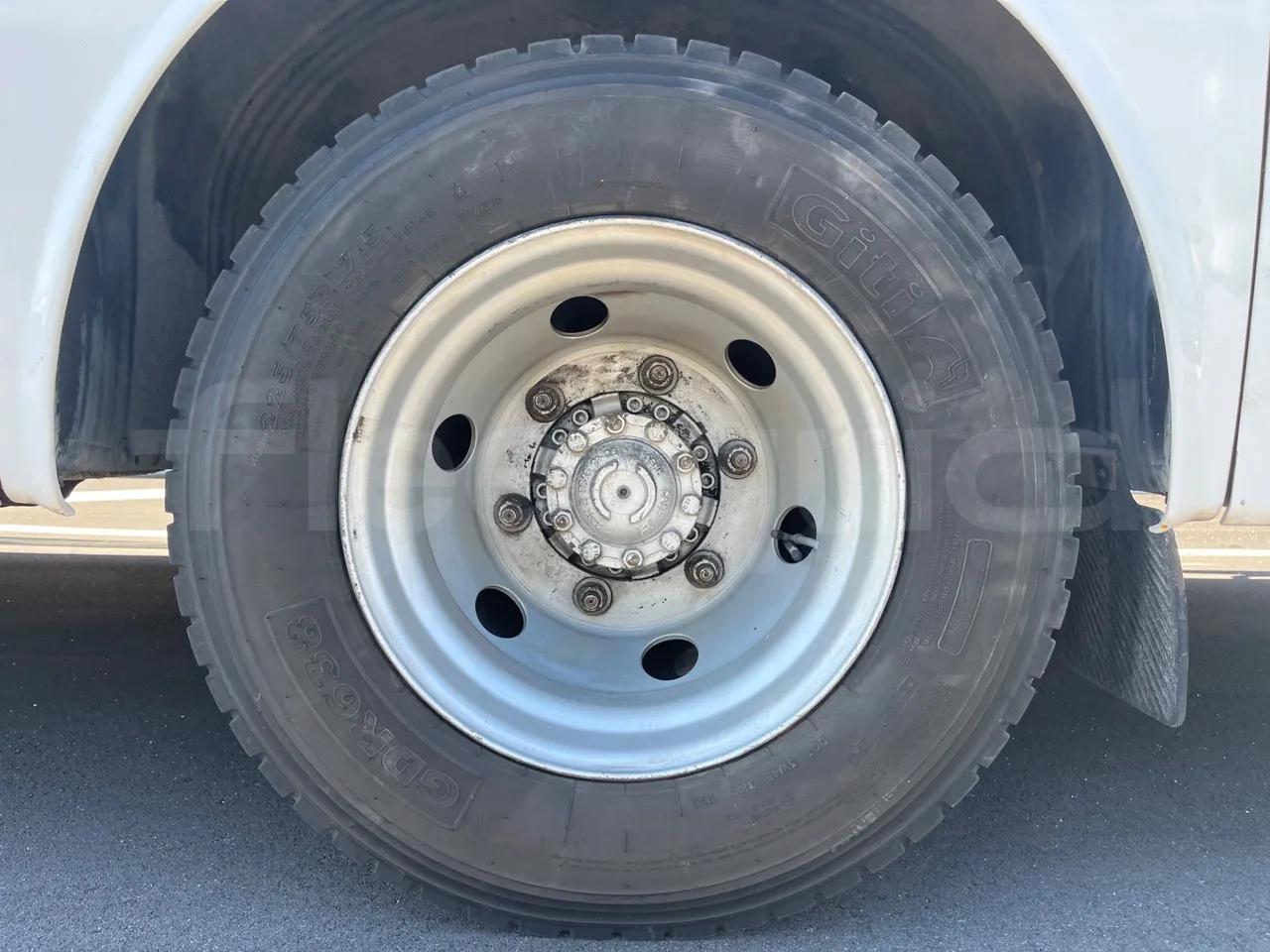 Otokar Navigo 160 S - Euro4 - 112kW - 7.100mt - rear left tire photo