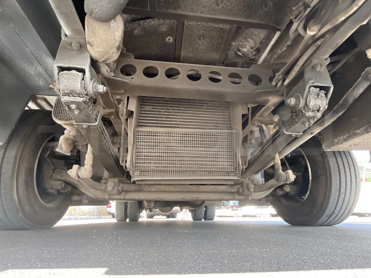 Otokar Navigo 160 S - Euro4 - 112kW - 7.100mt - front undercarriage from front