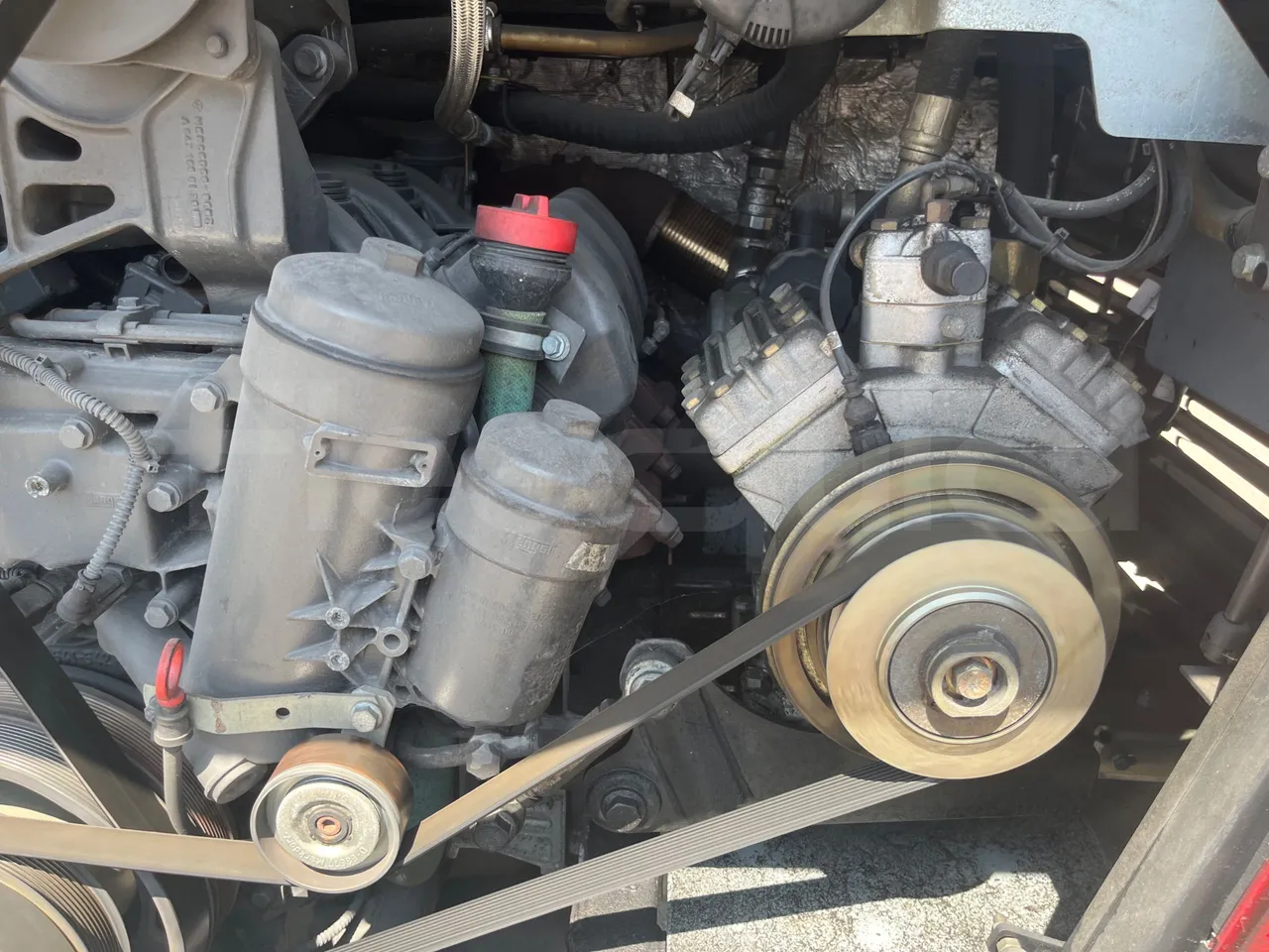 Setra S411 HD - engine plate photo