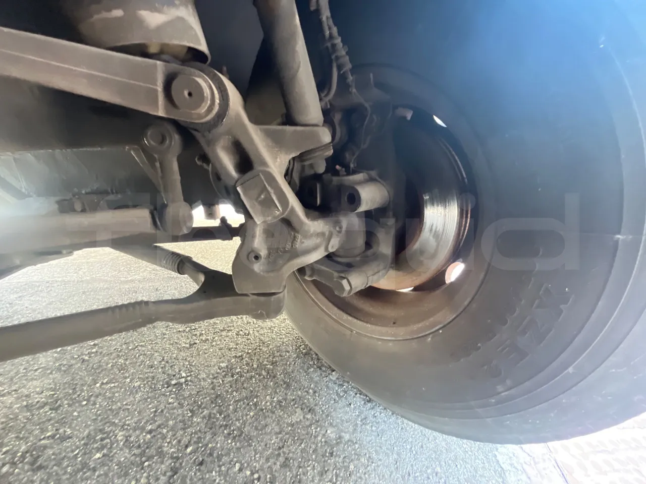 Setra S411 HD - front axle central