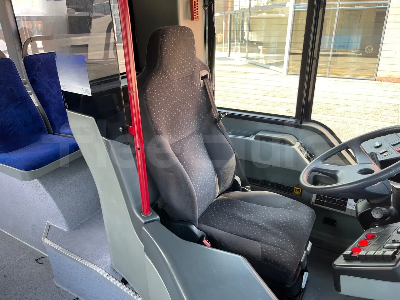 Mercedes-Benz Citaro G O530- Euro4 - 260kW - 17.940mt - driver's seat photo