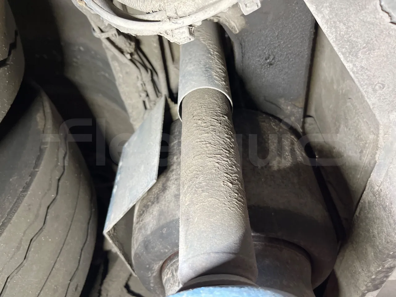 Mercedes-Benz Citaro G O530- Euro4 - 260kW - 17.940mt - axel 3 shock absorbers 1 right