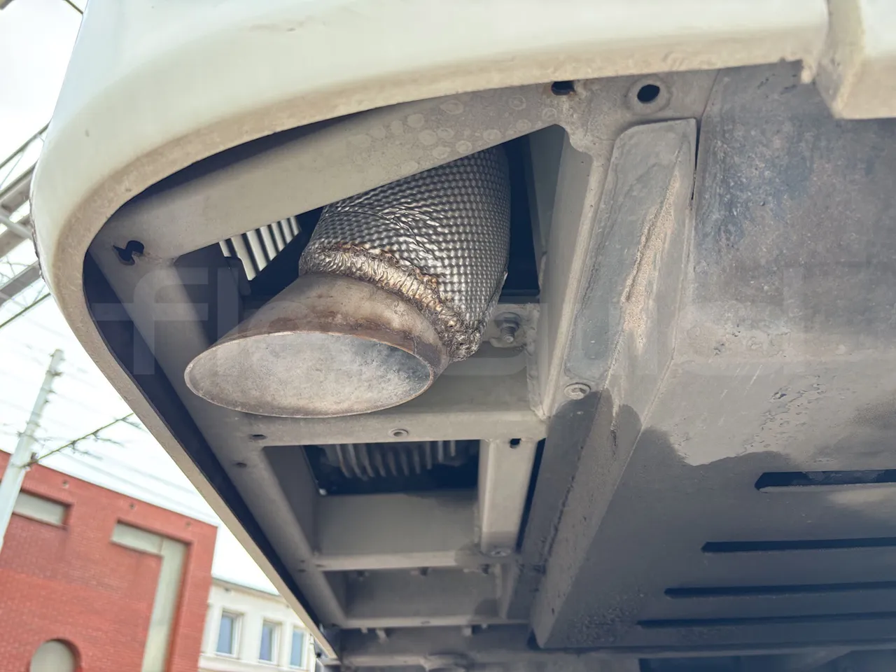 Isuzu Novo - Exhaust