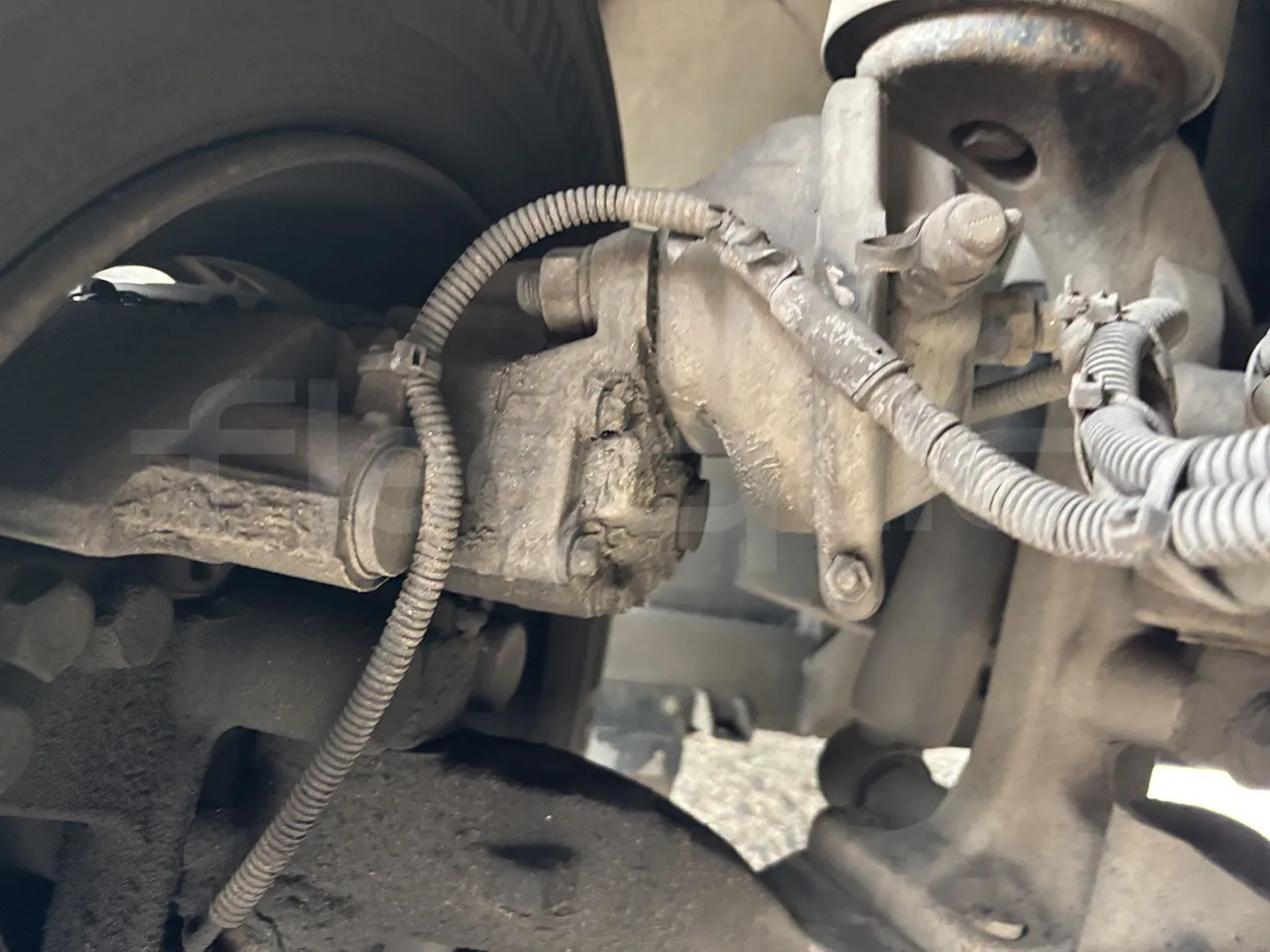 Isuzu Novo - First Axle Brake Calipers Right Side