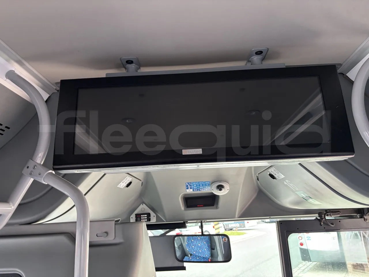 Isuzu Novo - Monitor