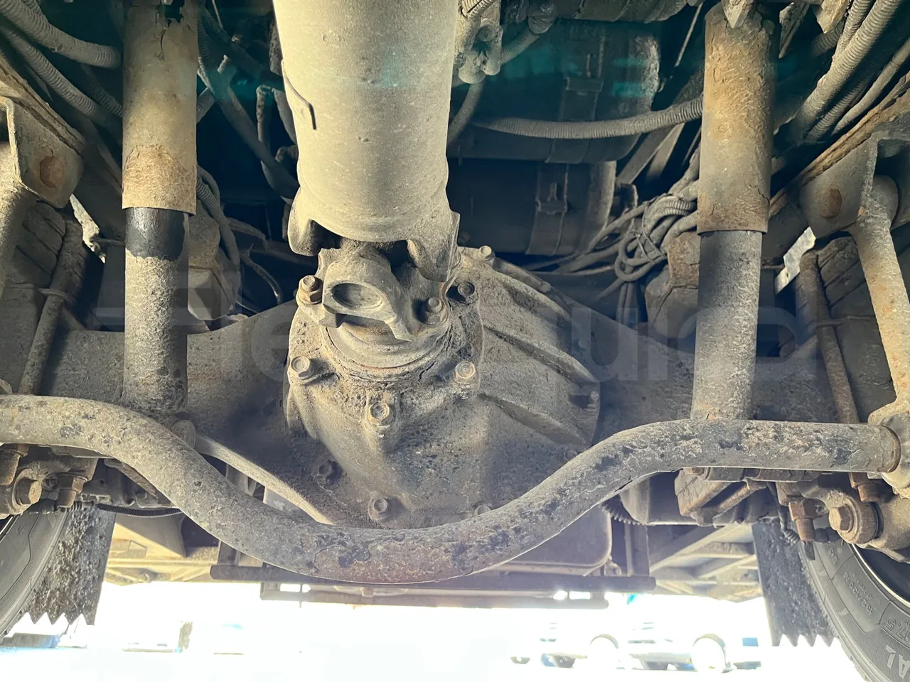 Isuzu Turquoise/Sb Anadolu - Euro 6 -140 kW - 7.720 mt - differential photo