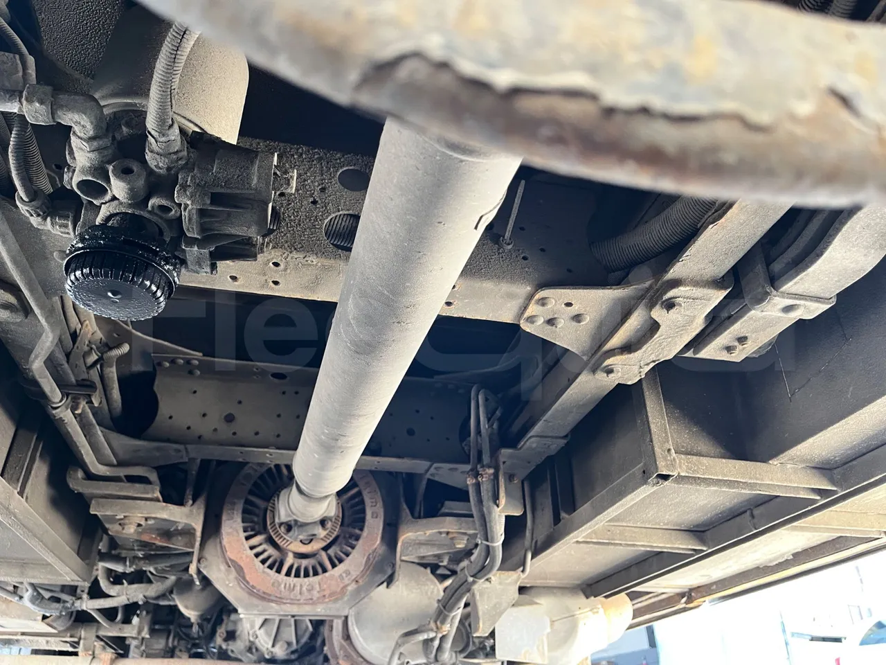 Isuzu Turquoise/Sb Anadolu - Euro 6 -140 kW - 7.720 mt - driveshaft photo