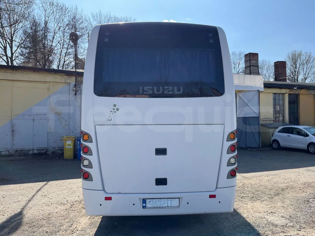 Isuzu Turquoise/Sb Anadolu - Euro 6 -140 kW - 7.720 mt - rear hatch closed