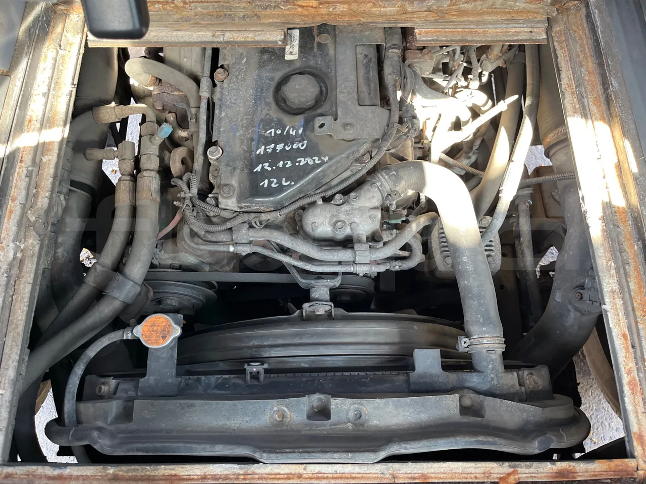 Isuzu Turquoise/Sb Anadolu - Euro 6 -140 kW - 7.720 mt - rear hatch open