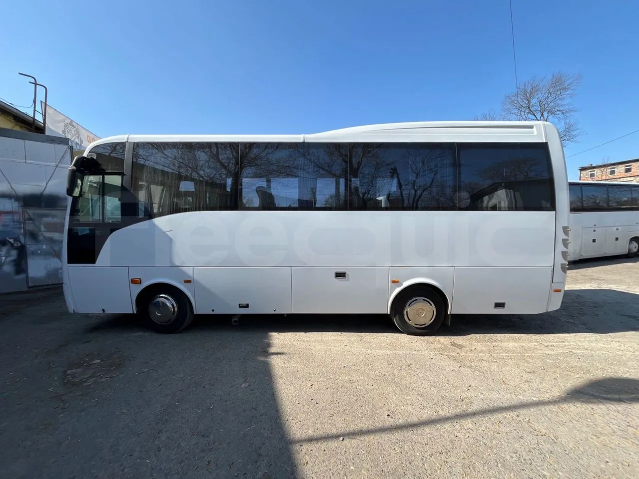 Isuzu Turquoise/Sb Anadolu - Euro 6 -140 kW - 7.720 mt - left side photo
