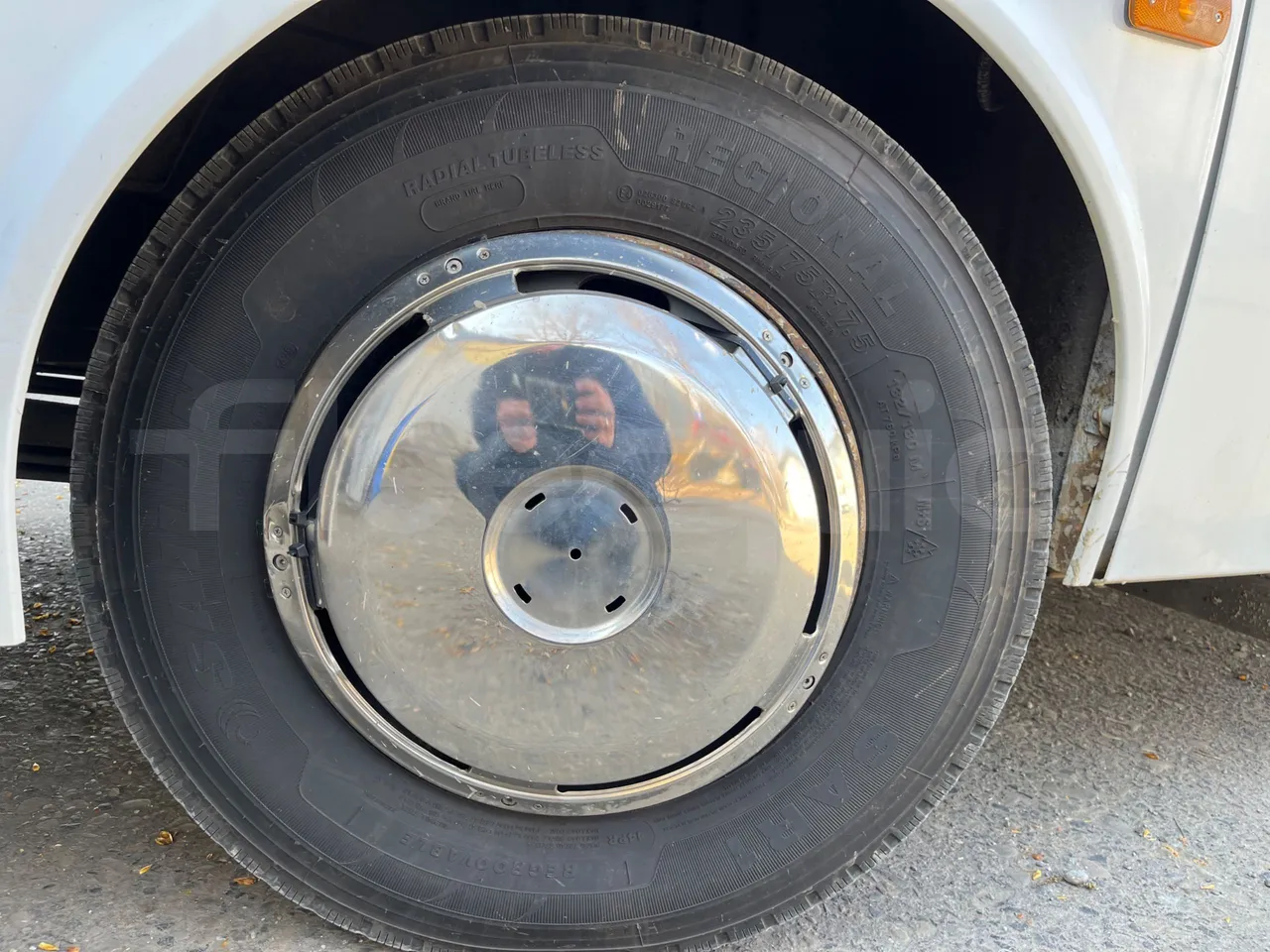 Isuzu Turquoise/Sb Anadolu - Euro 6 -140 kW - 7.720 mt - front left tire measurements