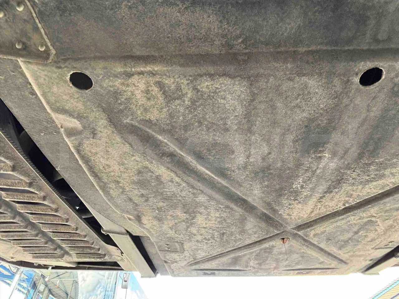 Setra S415 - engine without protection