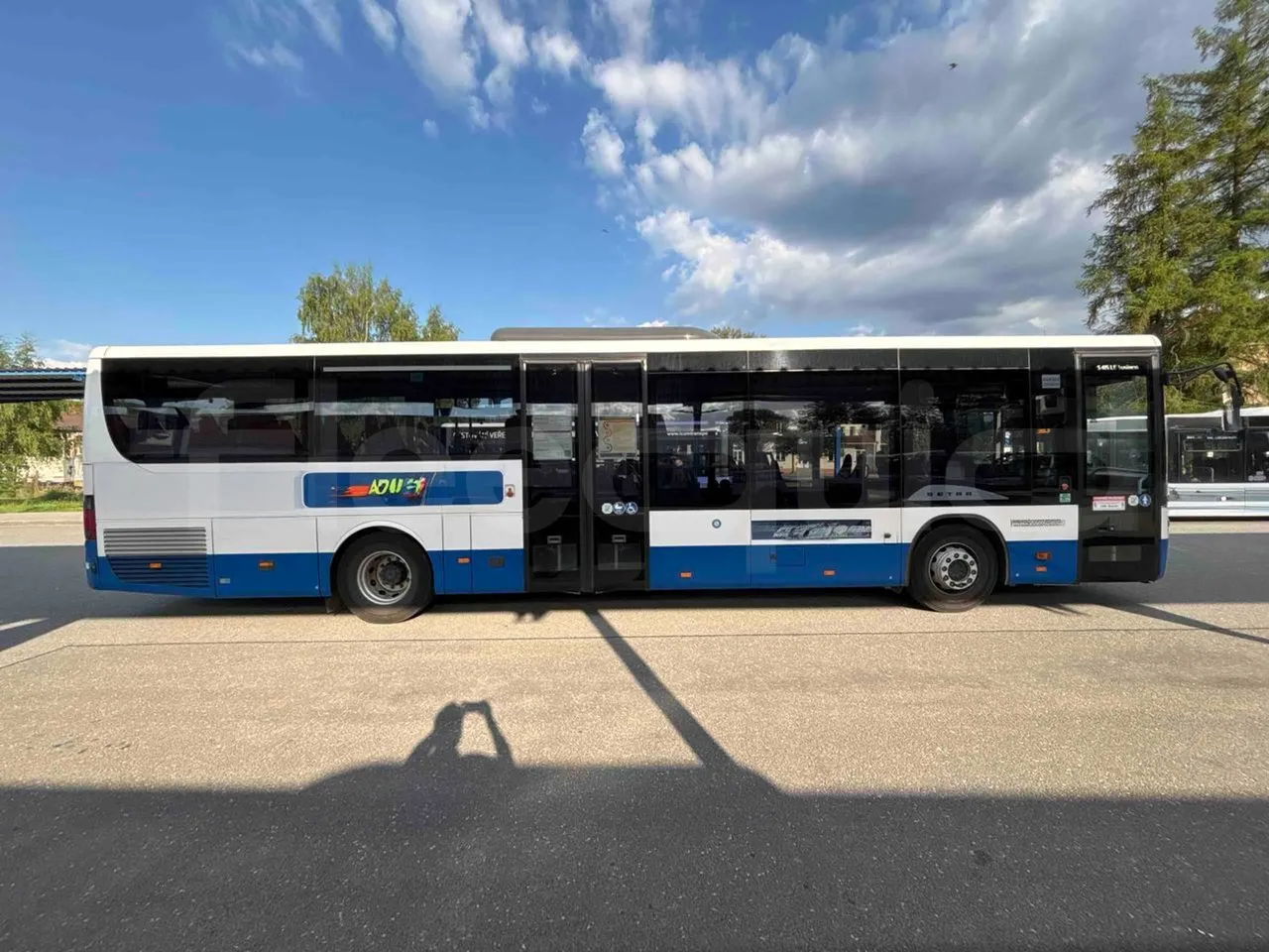 Setra S415 - right side doors closed