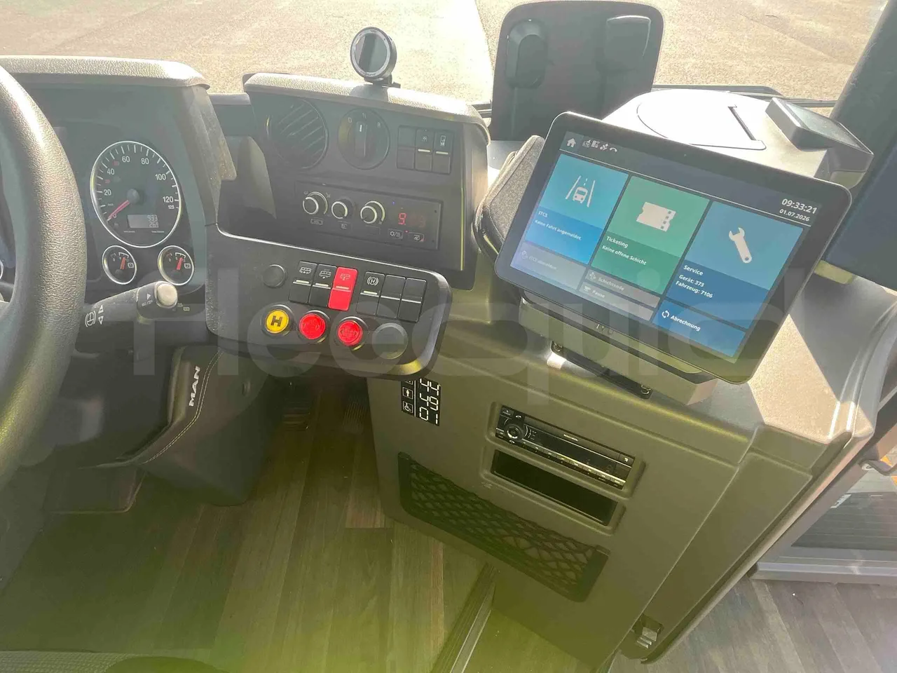 Man Lion's Intercity - radio accessories photo