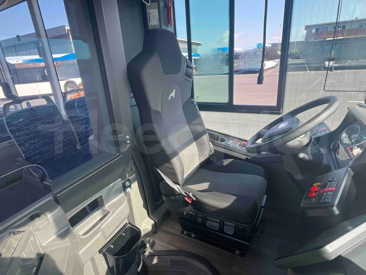 Man Lion's Intercity - driver's seat photo