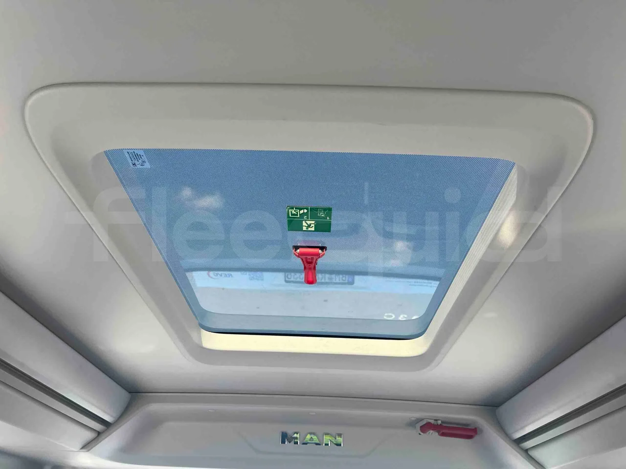 Man Lion's Intercity - roof hatch 1