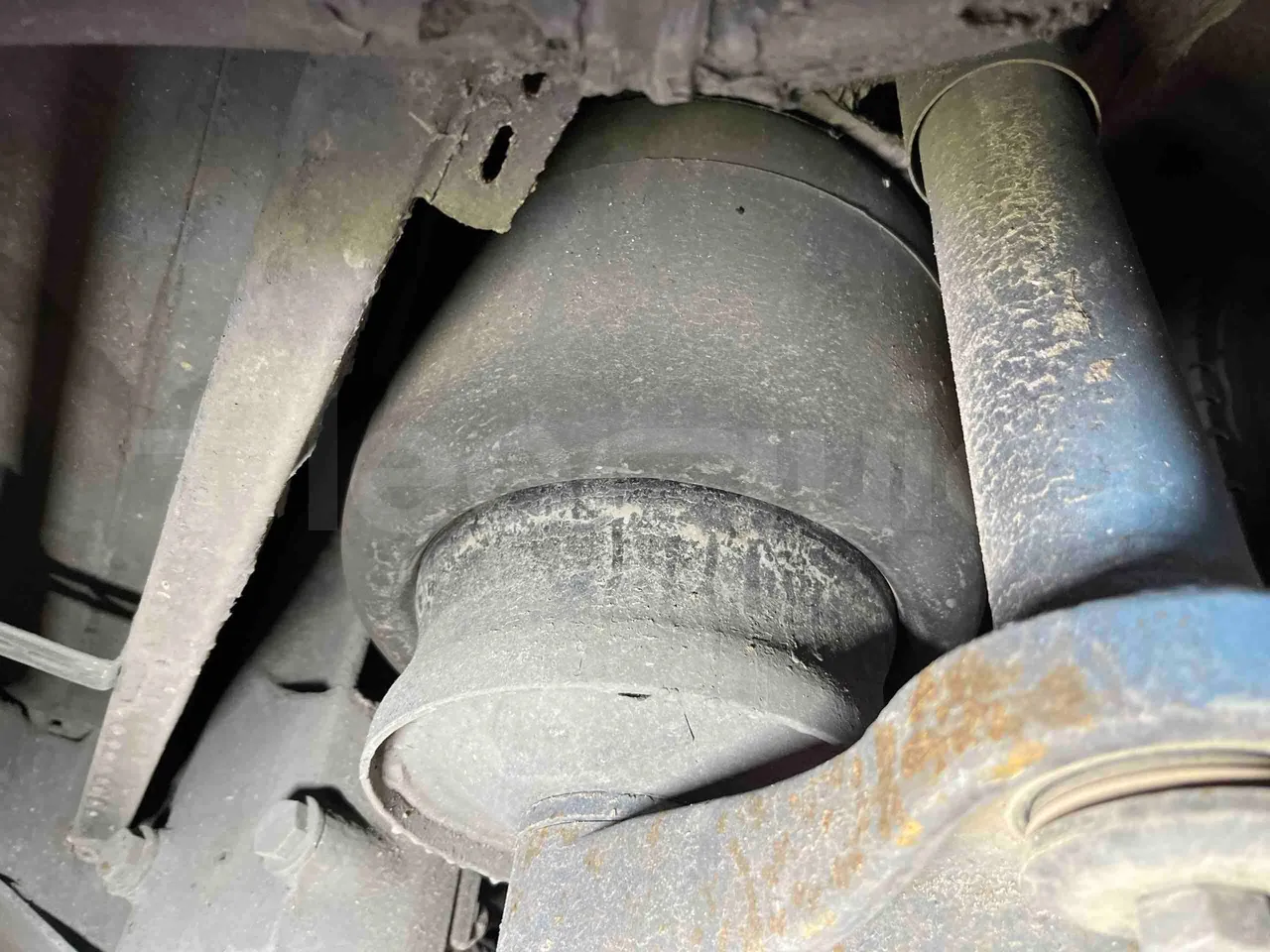 Mercedes-Benz Citaro O 530/2PCL2E4 - Euro 4 - 210 kW - 11,950 mt - axel 2 air springs 1 left