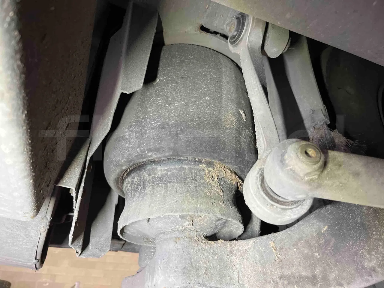 Mercedes-Benz Citaro O 530/2PCL2E4 - Euro 4 - 210 kW - 11,950 mt - axel 2 air springs 2 left