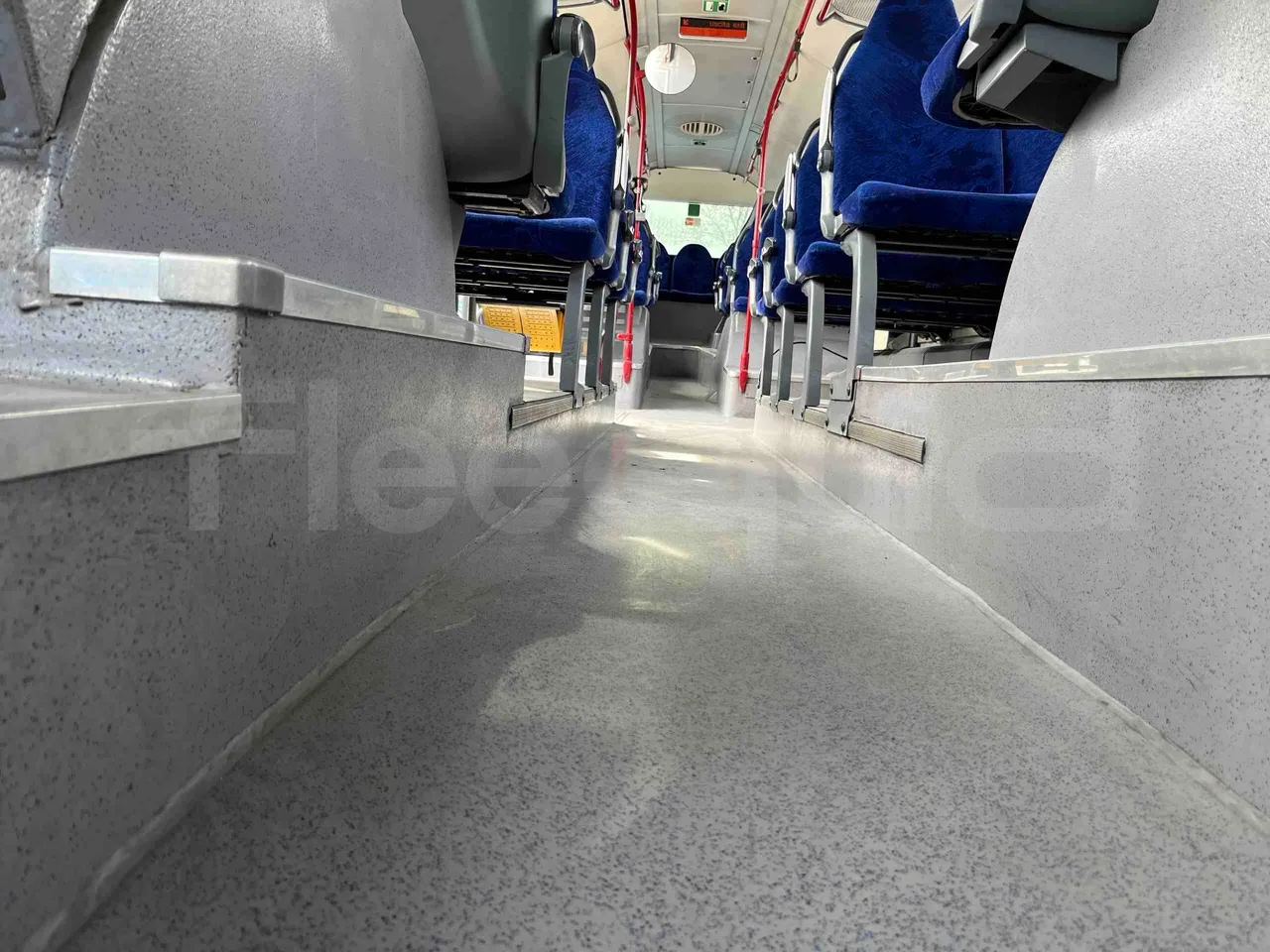 Mercedes-Benz Citaro O 530/2PCL2E4 - Euro 4 - 210 kW - 11,950 mt - seat brackets photo